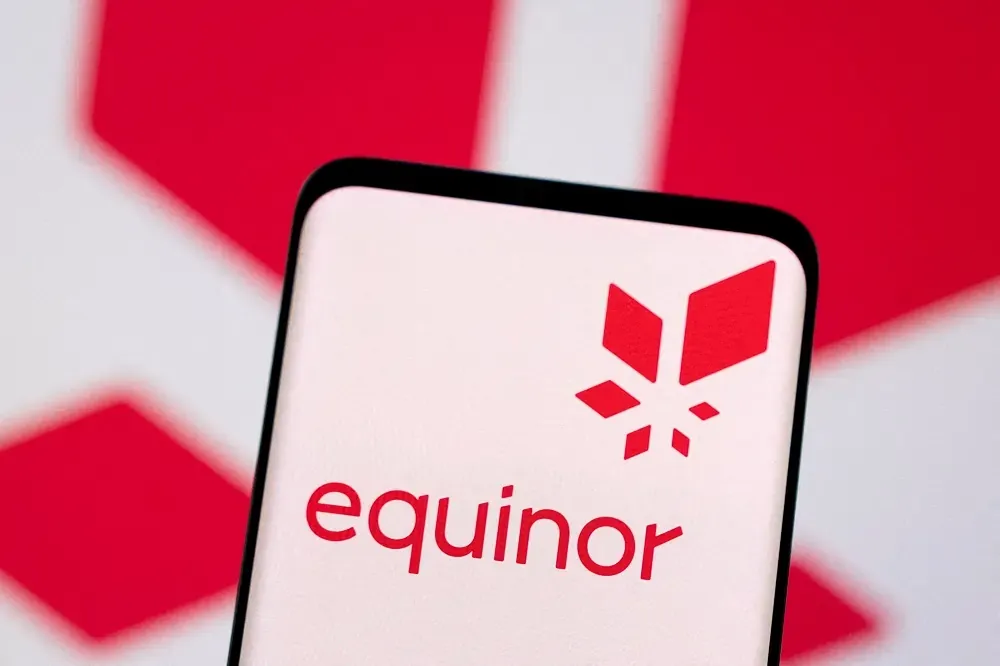 Equinor trims cash payouts, share price drops 7%