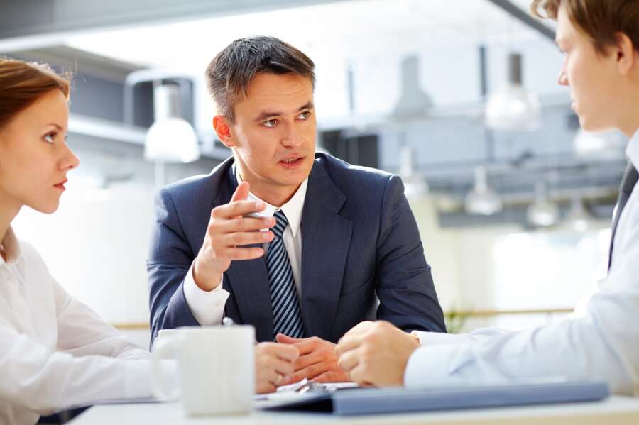 Top Tell-Tale Signs of a Toxic Workplace and How to Tackle the Problem