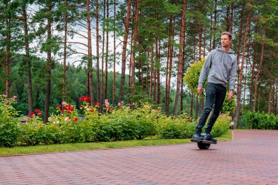 Common Onewheel Mistakes To Avoid For New Riders