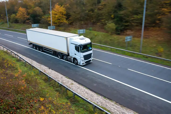 5 Ways To Reduce Costs as a Self-Employed HGV Driver