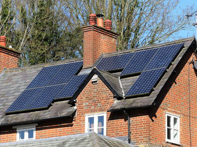 How to Increase the Value of a House With Solar Panels