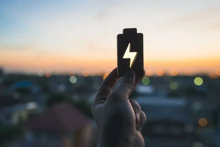 Unlocking Business Potential: Why Now is the Time for Battery Storage