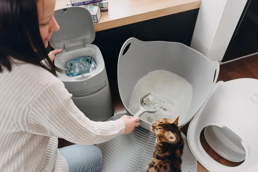 Litter Genie®: A Better Way to Deal with Cat Litter Waste
