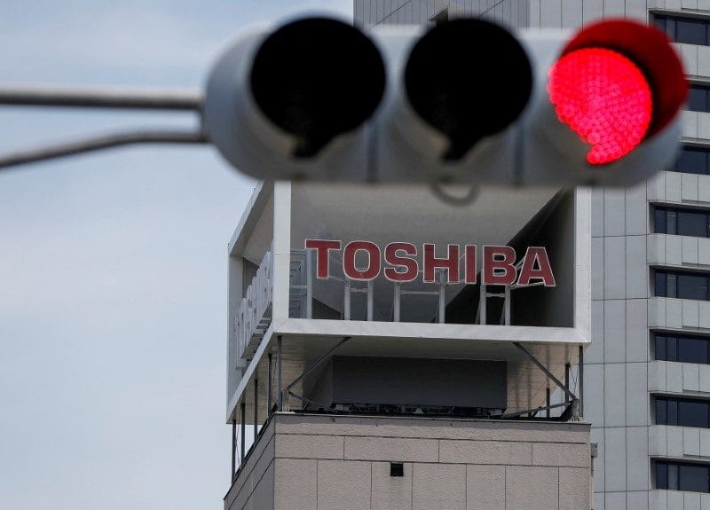 Toshiba in talks with four investment firms for strategic ideas -sources