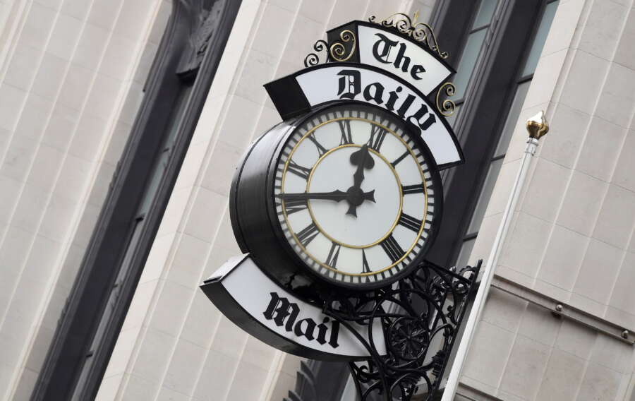 Rothermeres up offer to take Daily Mail publisher private