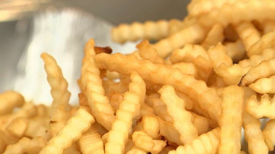 Robots are making French fries faster, better than humans