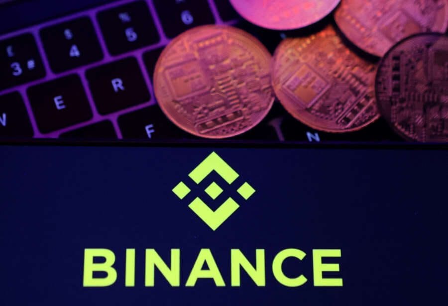 Exclusive-Binance moved $346 million for seized crypto exchange Bitzlato, data show