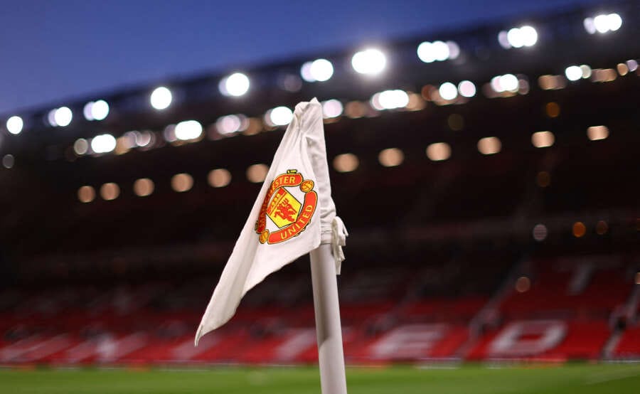 Manchester United tanks on report Glazers may avoid sale with new investment