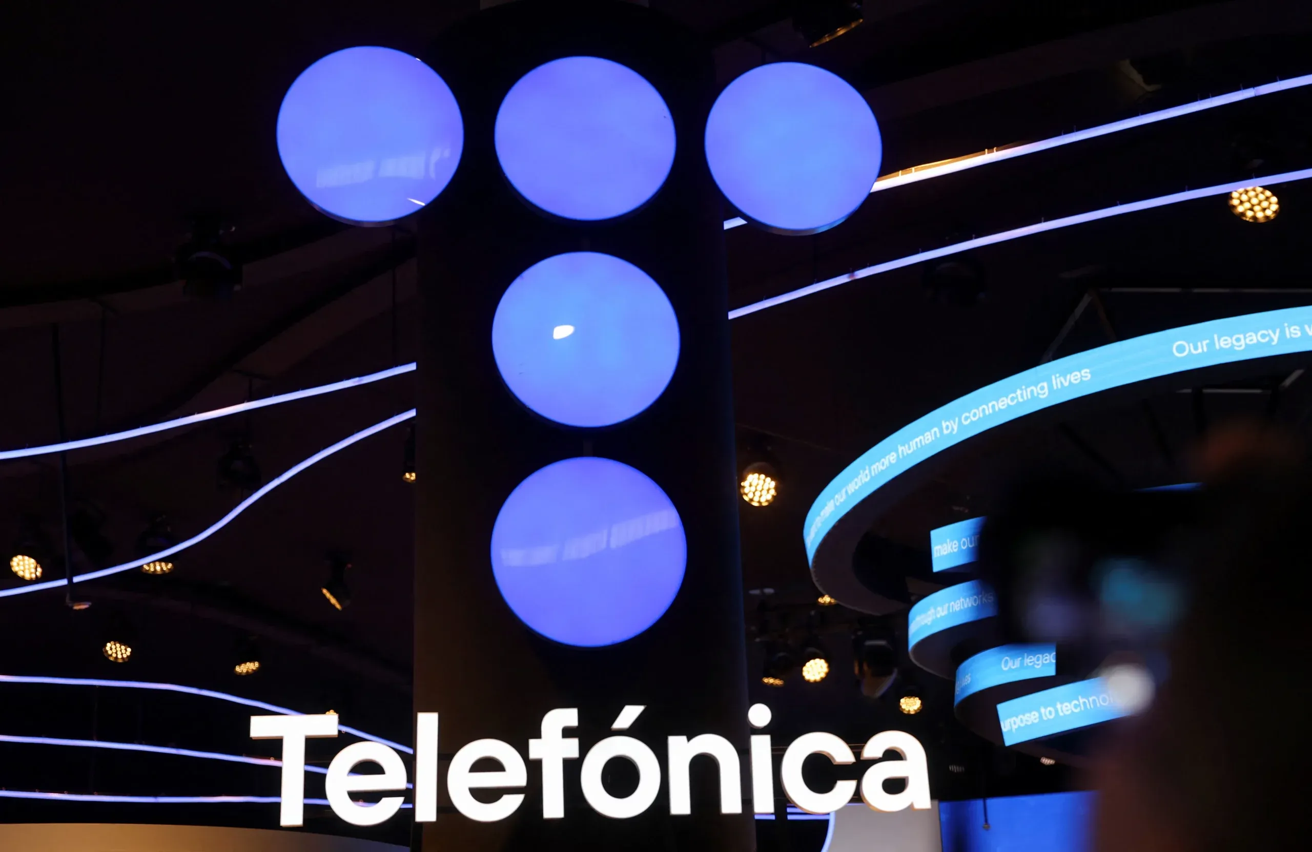 Telefonica tops forecast with 79% surge in Q1 profit