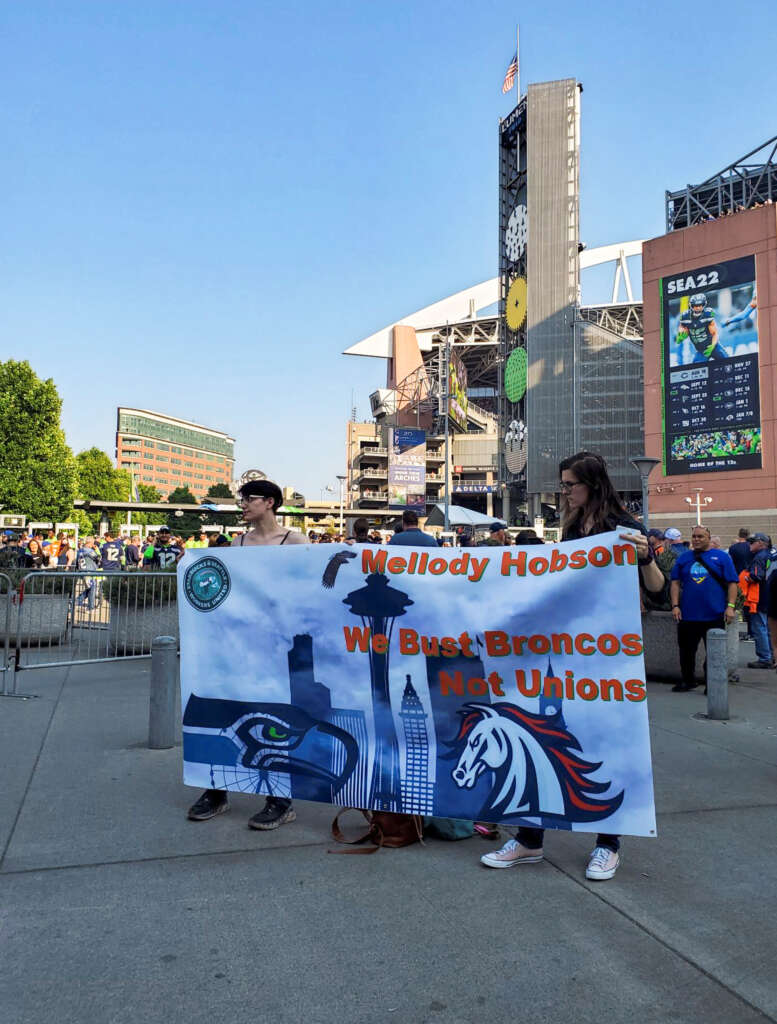 Starbucks projects profit growth from tech, stores, workers spending