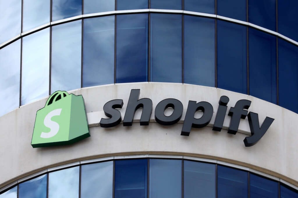 Shopify’s revenue forecast fails to impress, shares fall