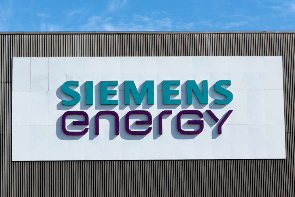 Siemens Energy signs 7-billion-eur offshore power deal with TenneT