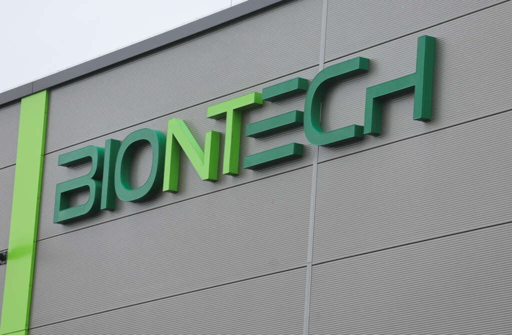 BioNTech reduces drug development spend as COVID vaccine sales plunge