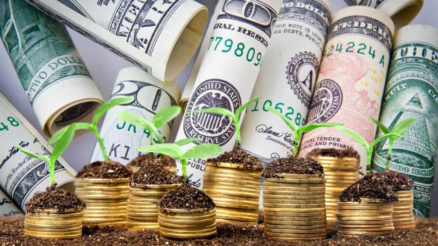 How does investing works?