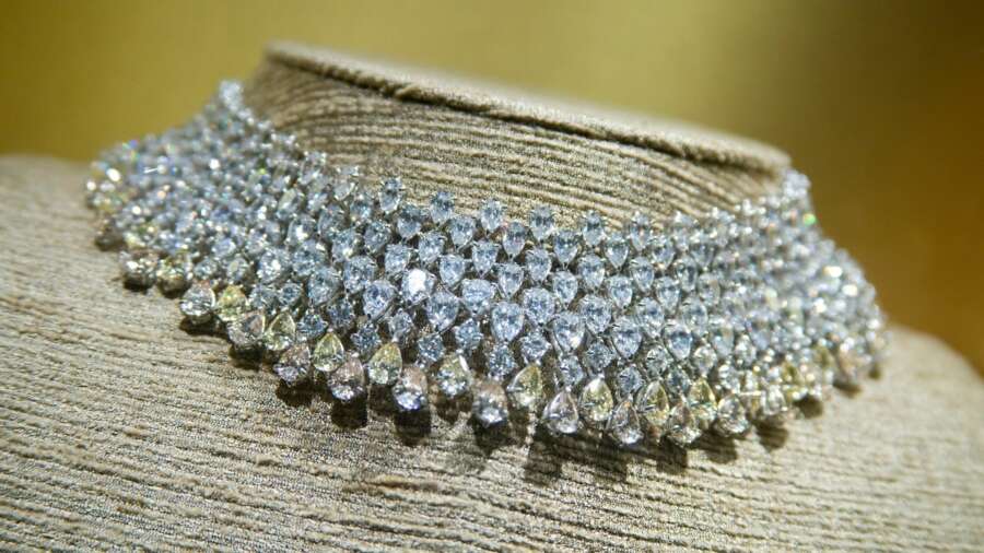 Jewellery Investing — The Risks and Rewards