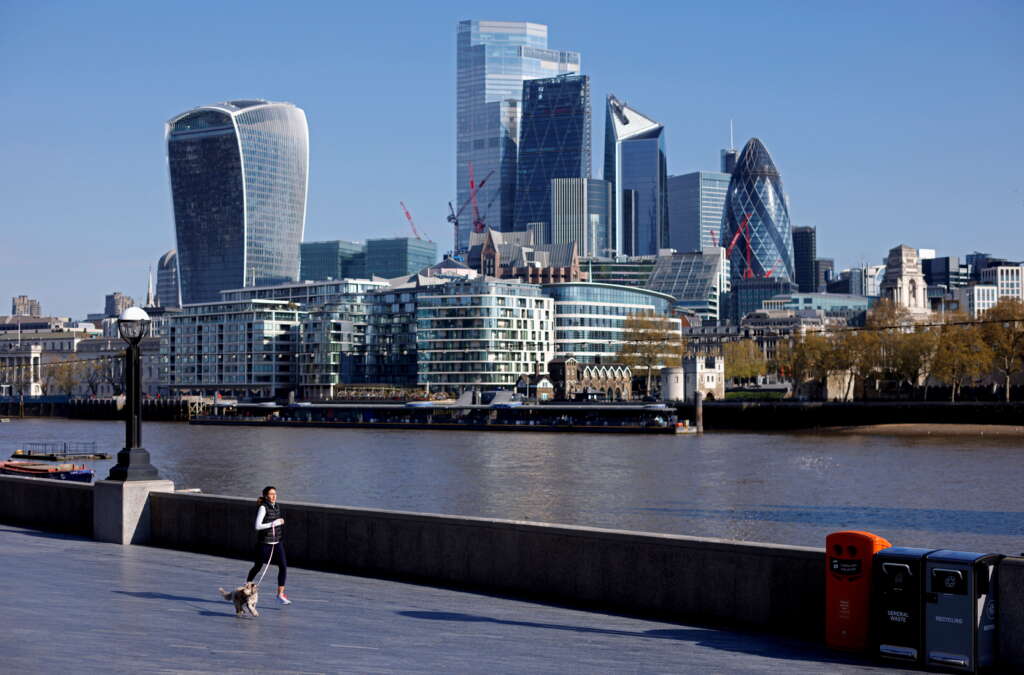 London takes aim at New York with five-year financial plan