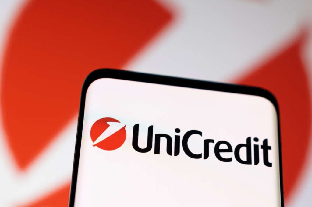 UniCredit shareholders urged to reject CEO Orcel’s pay rise