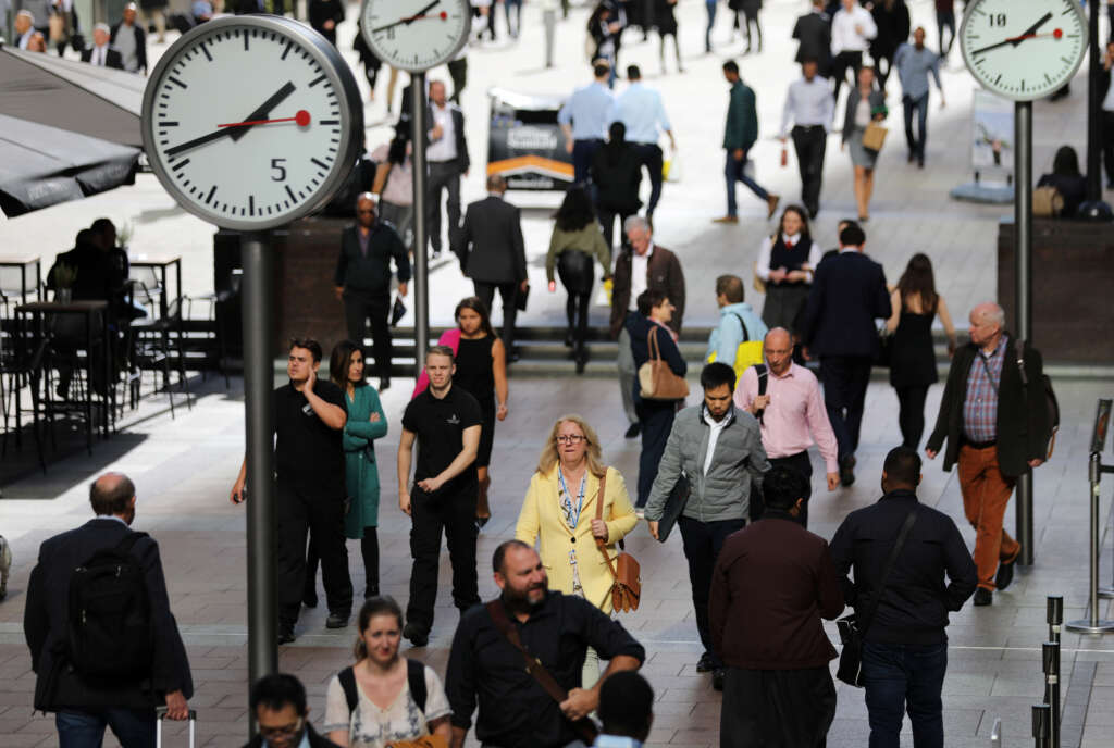 UK firms cut hiring of permanent staff, recruiters’ survey shows