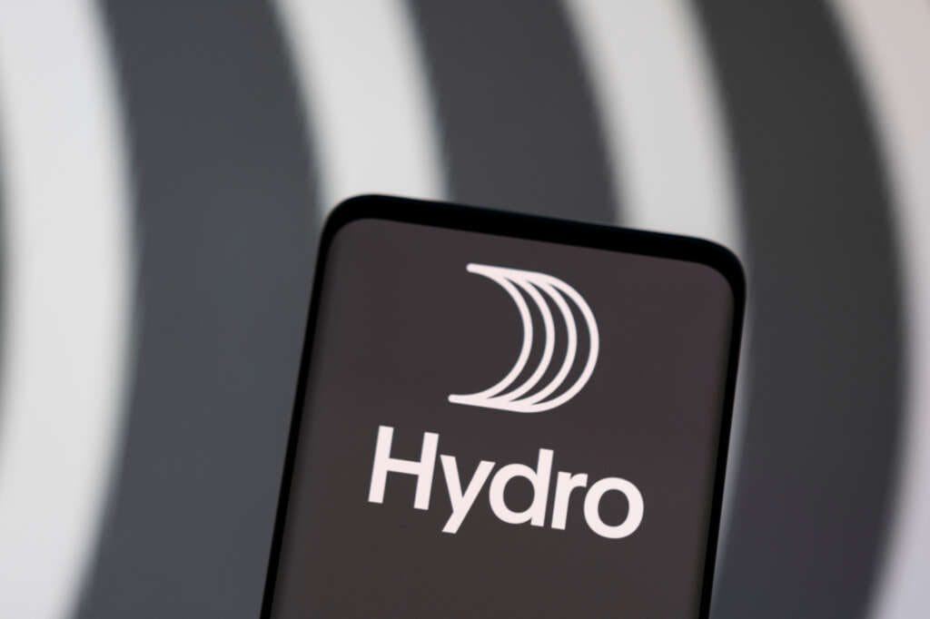 Aluminium maker Hydro ups capex, offers downbeat outlook, shares drop