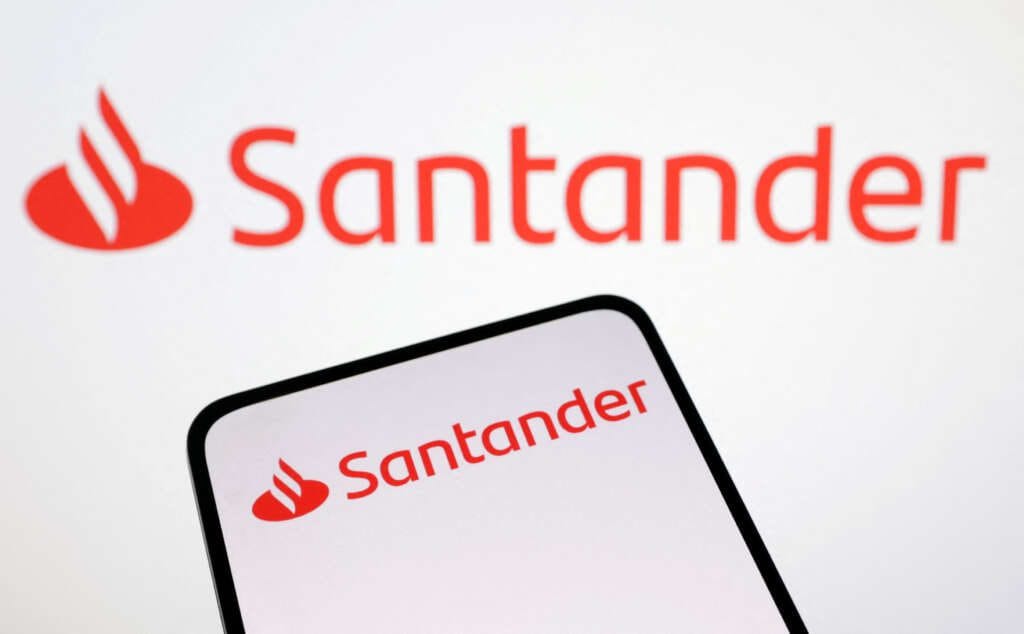 Santander creates two new global businesses for retail, consumer areas