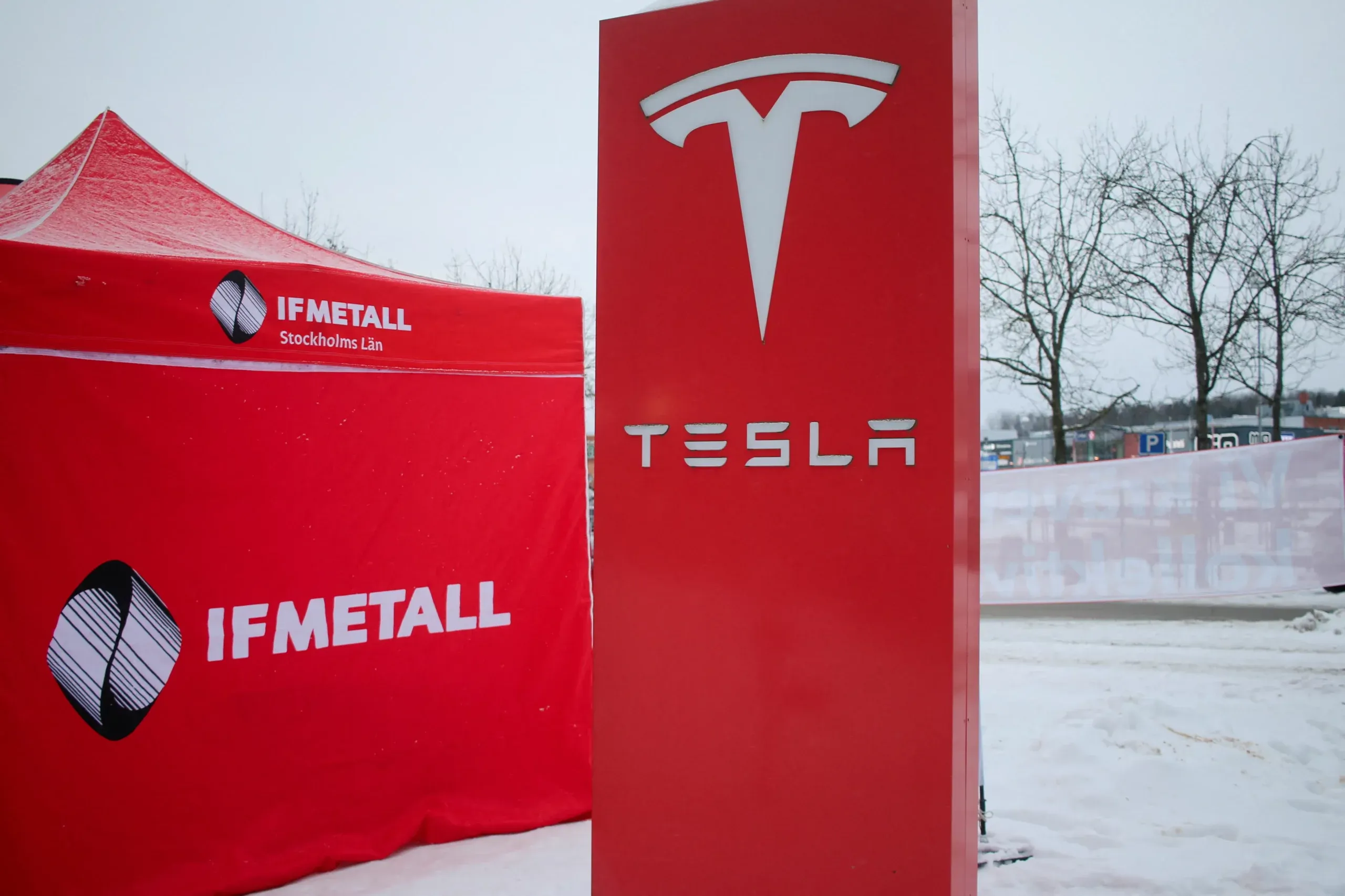 Swedish union to exempt some Tesla cars from mechanic strike