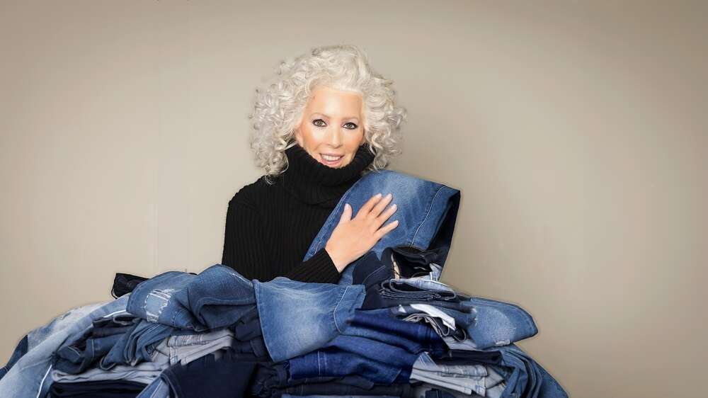 3 Secrets to Sell-ebrity