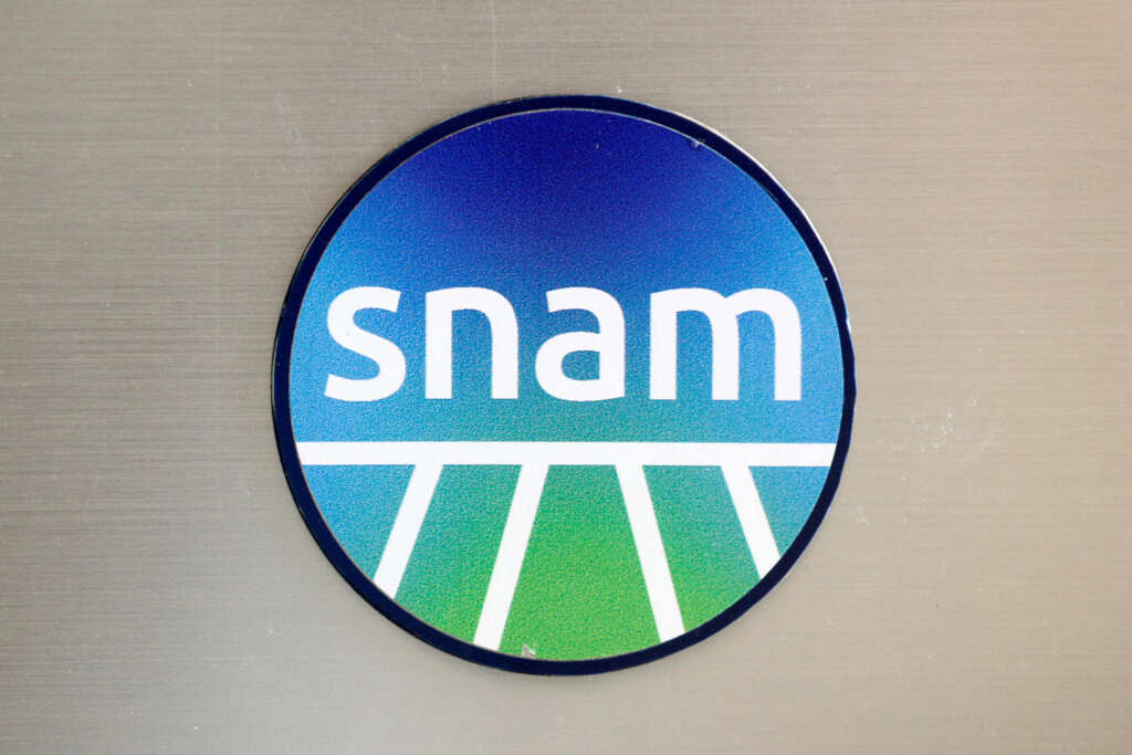 Snam confirms guidance after rise in first quarter sales