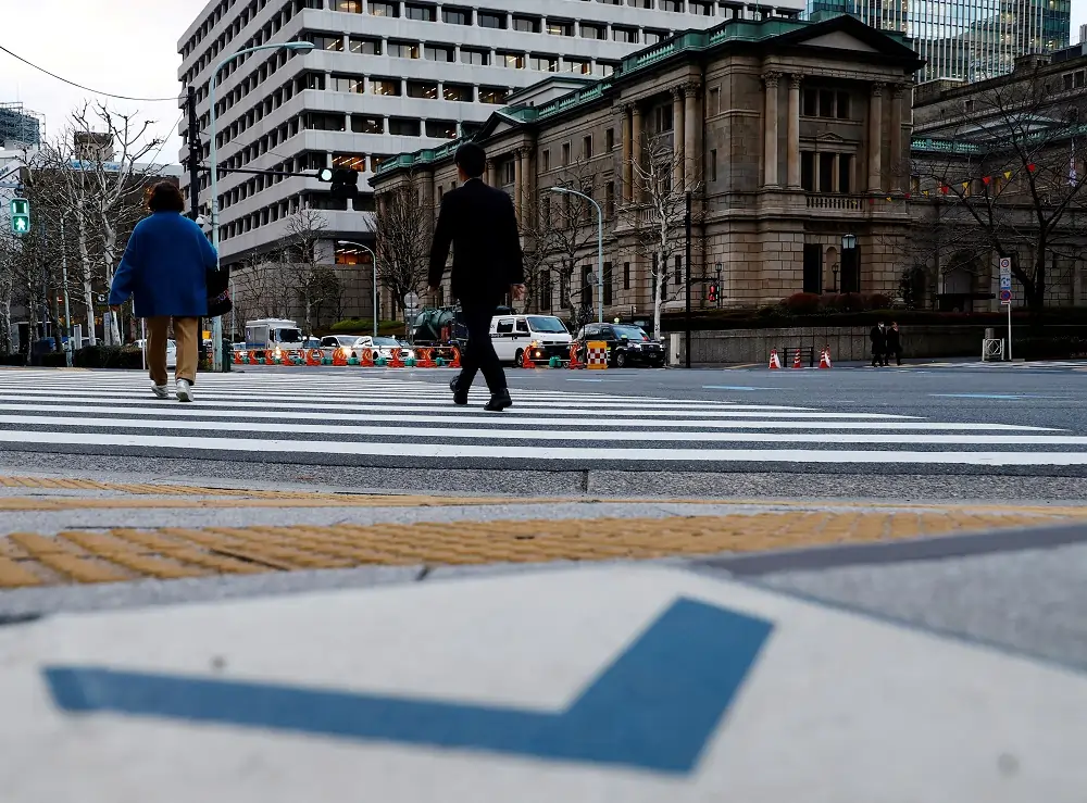 Stocks make little progress, dollar rises against yen after BoJ decision