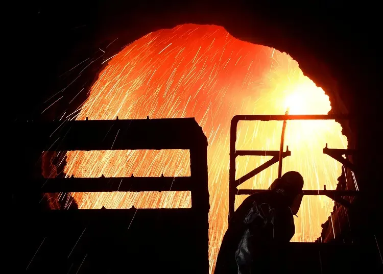 German steelmaker Salzgitter cuts full-year guidance