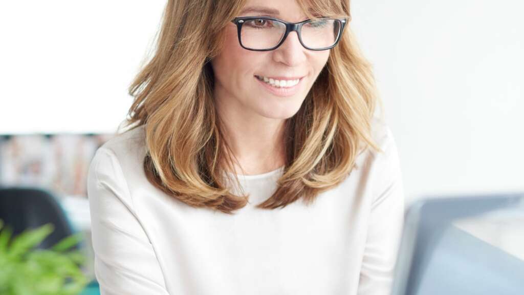 What Is the Best Career Options For Financial Professionals?