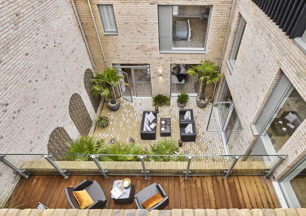 -Romeo, Newmarket, Huntingdon , Norwich,Juliet’s balcony scene , private courtyard, David Everett, warmer months, residents , double bedrooms.2