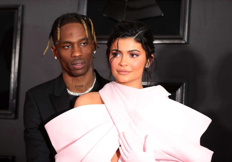 Kylie Jenner appears to announce birth of baby boy