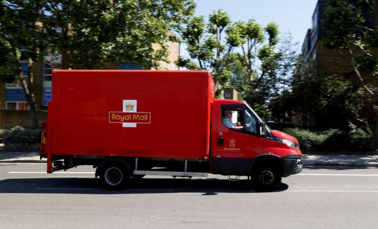 Royal Mail says UK business losing one million pounds a day amid union clash