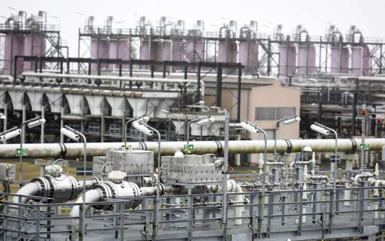 Exclusive-Norway eyes high gas output until 2030, says energy minister