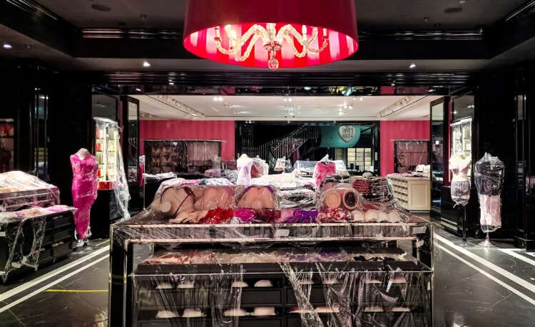 Russian retail sales fall deeper, jobless rate rises in Sept – data