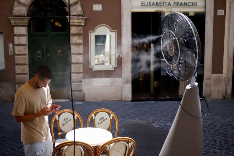 Southern Europeans splash out on air-con as heatwave drags on