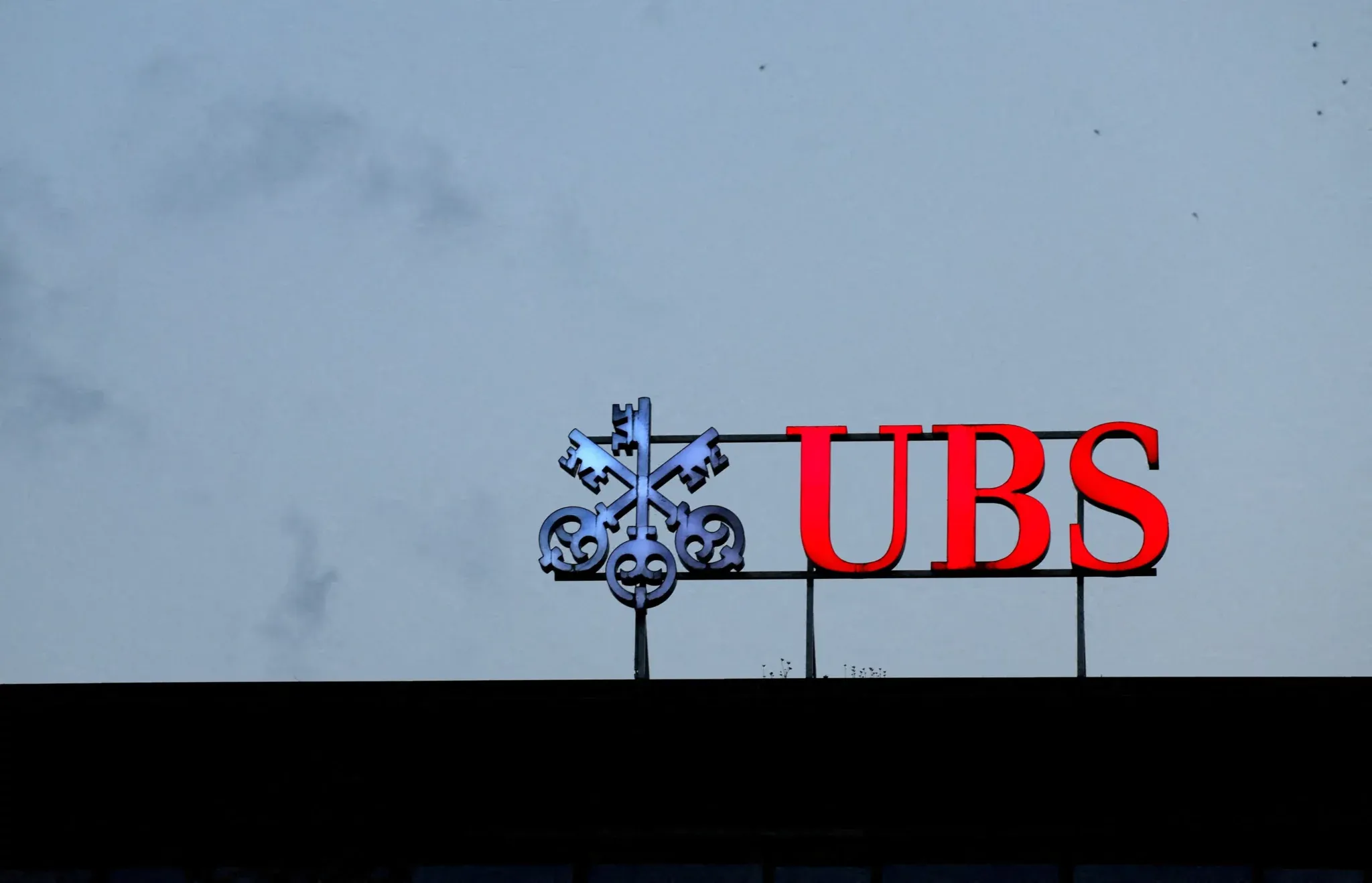 UBS launches new $2bn share buyback