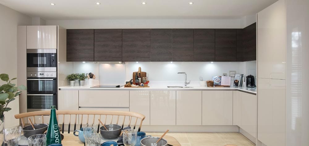 Überhaus Show Home Offers The Wow Factor At Acton Gardens-3