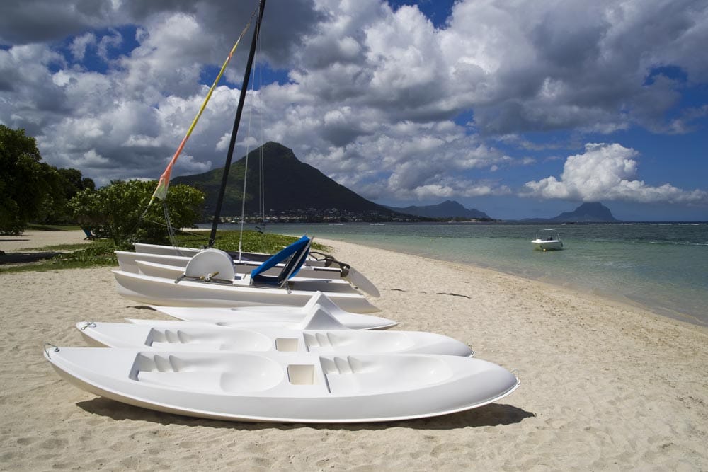 Top 10 UK beaches for a 4G summer