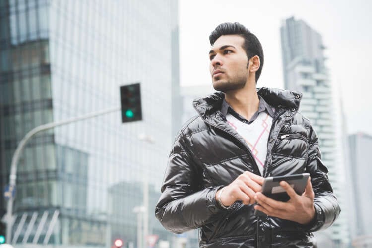 Online trading is like swimming – don’t jump in the deep end without having lessons