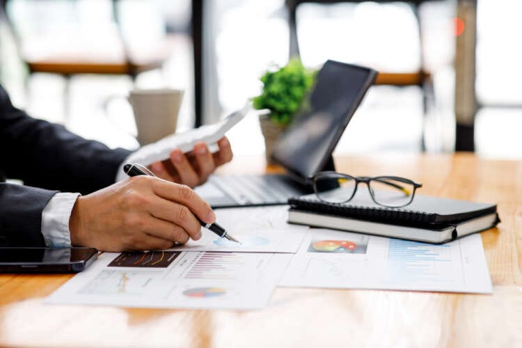 Online marketplaces: embracing embedded finance to benefit both customers and vendors