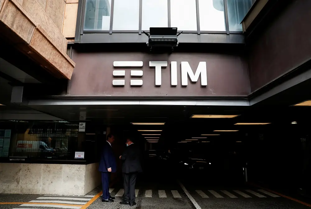 Explainer-What’s at stake in Telecom Italia grid deal?