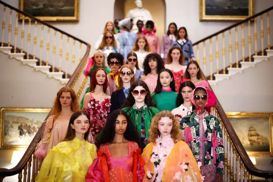 Catwalk shows return at hybrid London Fashion Week