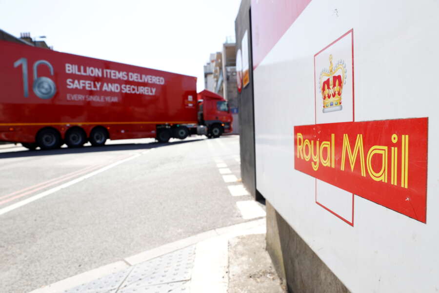 Royal Mail adds Canada freight strength with $287 million Rosneau deal