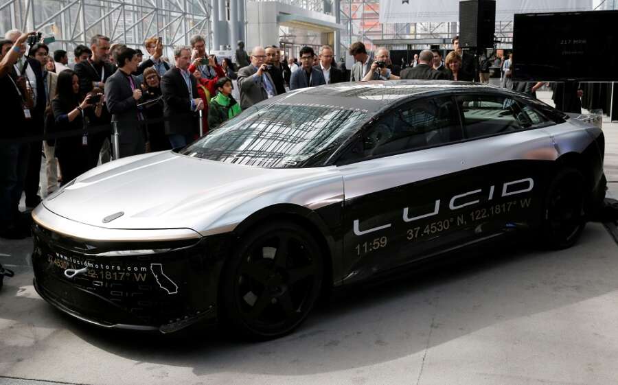 EV maker Lucid to launch luxury sedans in Europe in late 2022
