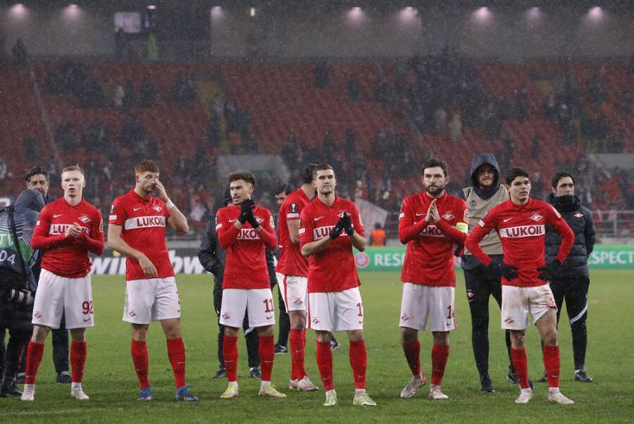 Soccer-Nike ends sponsorship deal with Spartak Moscow