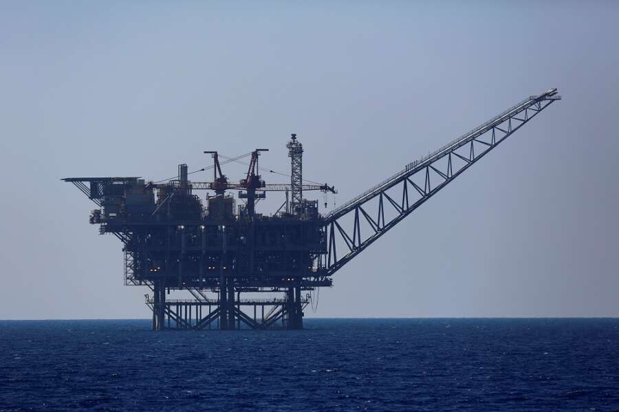 Israel renews gas exploration, expects export deal to Europe