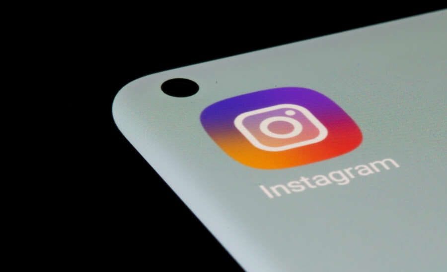 Instagram fixes bug that triggered hours-long outage
