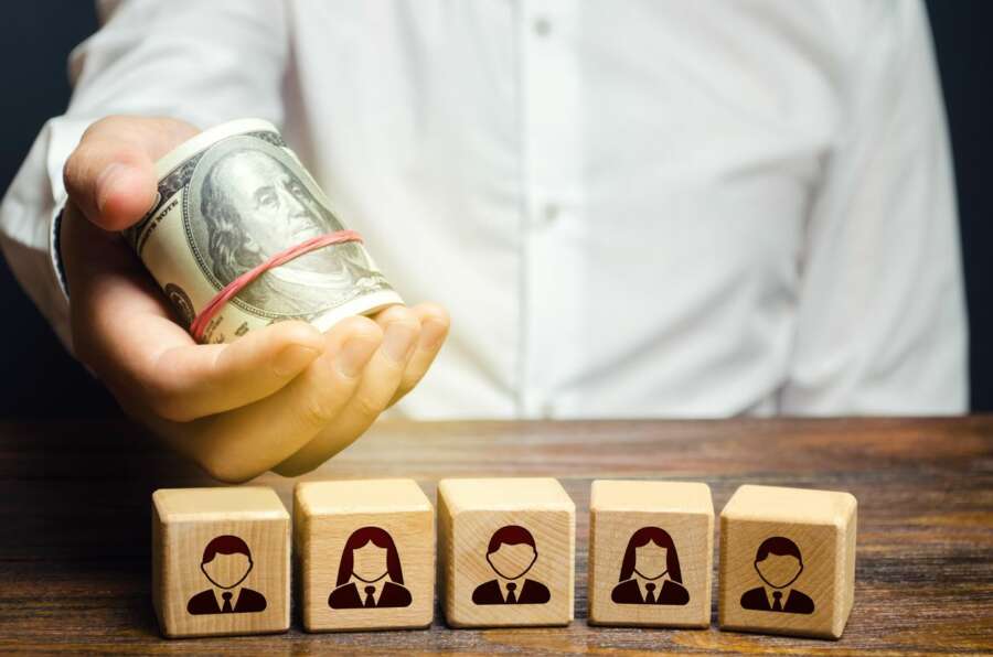 How to create an (affordable) employee incentive plan that works