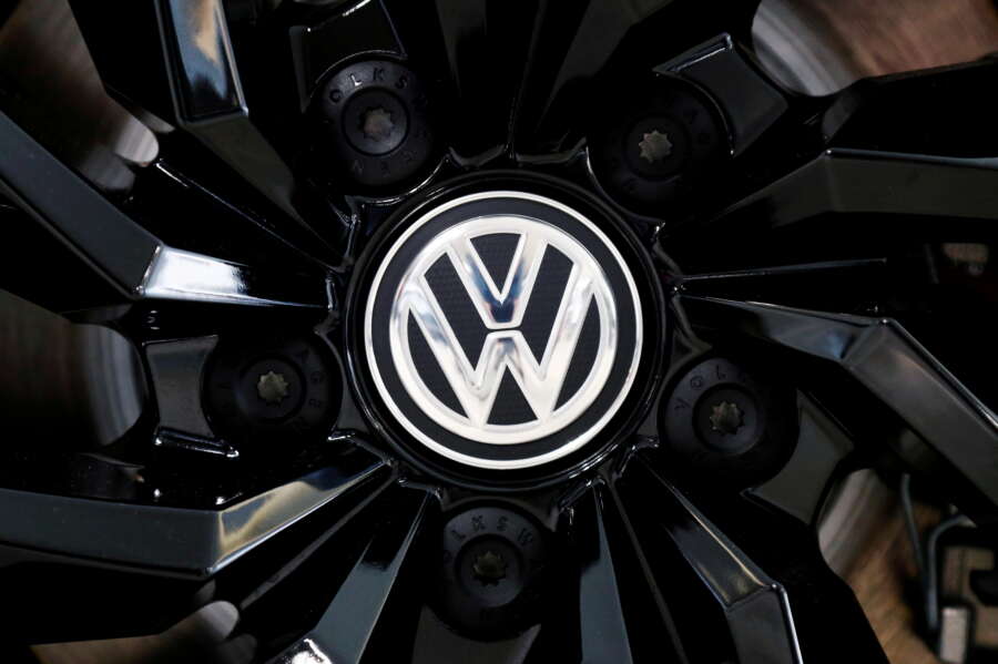 Greenpeace Germany sues Volkswagen over carbon emissions targets